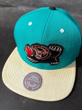 RARE Mitchell & Ness Hemp Vancouver Grizzlies 4/20 Hat Snapback
